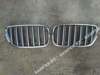 заглушка (решетка) в бампер BMW X3 E83 [рестайлинг] 2008, 3.0 л., M57 D30 (306D3), дизель, АКПП, внедорожник 5 дв.