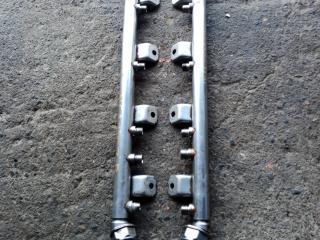 топливная рампа BMW 5 серия F07/F10/F11 2011, 4.4 л., i, N63 B44 B, бензин, АКПП, 475, хетчбэк 5 дв., задний привод, 13537547599, 13537547600