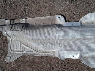 тепловой экран глушителя BMW X2 F39 2019, 2.0 л., B47 C20 B, дизель, МКПП, белый, внедорожник 5 дв., полный привод, правый руль