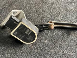 датчик дорожного просвета BMW 5 серия F07/F10/F11 2011, 3.5 л., бензин, АКПП, седан, 6784075