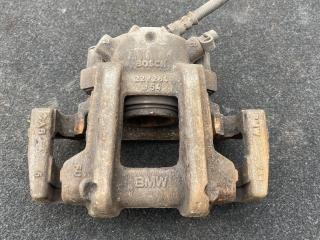 суппорт передний правый BMW 2 серия F22/F23 F22 2015, 1.5 л., B38 B15 A, бензин, МКПП, купе