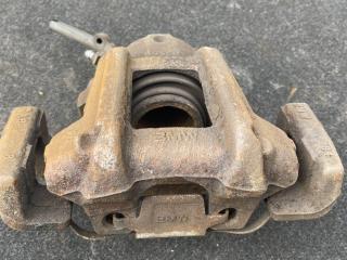 суппорт передний левый BMW 2 серия F22/F23 F22 2015, 1.5 л., B38 B15 A, бензин, МКПП, купе