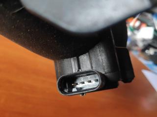 расходомер воздуха BMW 5 серия F07/F10/F11 [рестайлинг] 2013, 3.0 л., N55 B30 A, бензин, седан, 13627593624