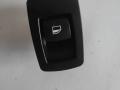 кнопка стеклоподъемника двери BMW X3 E83 [рестайлинг] 2007, 2.0 л., N47 D20 A, дизель, внедорожник 5 дв., 6922244 - фото №2