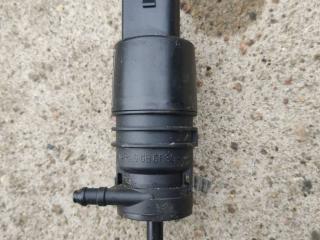 насос (моторчик) омывателя стекла BMW 3 серия F30/F31/F34 F31 2014, 2.0 л., N47 D20 C, дизель, МКПП, синий, универсал, полный привод, правый руль, 7302588