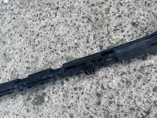 Кронштейн крепления порога BMW 5 серия F07/F10/F11 F10 2011, 2.0 л., дизель, АКПП, седан, правый руль, 7204021