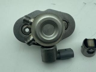 ТНВД BMW Z4 E89 2013, 2.0 л., i, N20 B20 A, бензин, АКПП, родстер, задний привод, 7584461