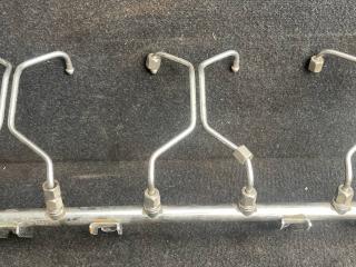 топливная рампа BMW 5 серия F07/F10/F11 F10 2011, 3.5 л., бензин, АКПП, седан