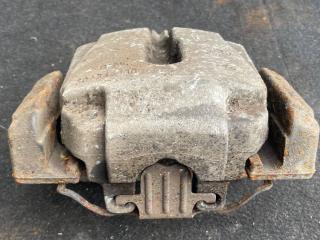 суппорт передний правый BMW 5 серия F07/F10/F11 F10 2012, 2.0 л., дизель, АКПП, седан