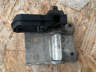 кронштейн радиатора BMW 7 серия F01/F02 2011, 3.0 л., дизель, АКПП, седан, правый руль, 7186514, 7575248, 7207152