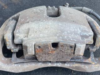 суппорт передний правый BMW 7 серия F01/F02 2011, 3.0 л., дизель, АКПП, седан, правый руль