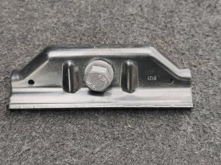 крепление аккумулятора BMW X1 F48 2018, 2.5 л., B47 C20 B, дизель, АКПП, внедорожник 5 дв., правый руль, 8780037