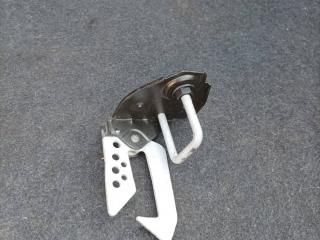 замок капота BMW 6 серия F12/F13 [рестайлинг] F06 2016, 4.0 л., дизель, АКПП, красный, седан, задний привод, правый руль, 7183764