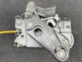 замок капота BMW 5 серия F10/F11 [рестайлинг] F10 2013, 2.0 л., D, N47 D20 C, дизель, МКПП, белый, седан, задний привод, правый руль, 7184442 - фото №3