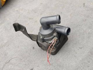 насос антифриза дополнительный BMW 5 серия F10/F11 [рестайлинг] F10 2013, 2.0 л., D, N47 D20 C, дизель, МКПП, белый, седан, задний привод, правый руль, 9239313