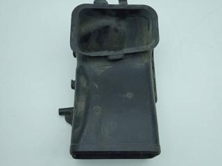 воздуховод ДВС (Вентиляционный канал) BMW 7 серия F01/F02 2011, 3.0 л., дизель, АКПП, седан, 13717577471