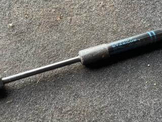амортизатор капота BMW 3 серия F30/F31/F34 F30 2012, 2.0 л., N20 B20 A, бензин, АКПП, черный, седан, задний привод, правый руль, 7255812