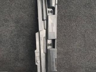 Кронштейн крепления порога BMW 3 серия F30/F31/F34 F30 2012, 2.0 л., N20 B20 A, бензин, АКПП, черный, седан, задний привод, правый руль, 7256920