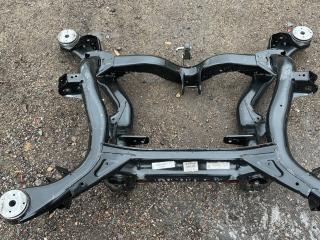 балка подвески задняя Porsche Cayenne 958 [рестайлинг] 958 2016, 3.0 л., гибрид, АКПП, внедорожник 5 дв., полный привод, 7P5599030L