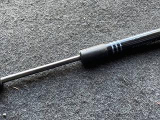 амортизатор капота BMW 6 серия F06/F12/F13 F06 2014, 4.0 л., дизель, a300, седан, 7309117