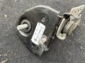 замок капота BMW 5 серия F07/F10/F11 F10 2011, 3.0 л., N57 D30 A, дизель, МКПП, седан, задний привод, 7183764 - фото №2