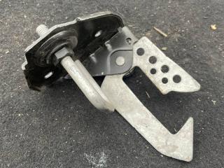 замок капота BMW 5 серия F07/F10/F11 F10 2011, 3.0 л., N57 D30 A, дизель, МКПП, седан, задний привод, 7183763