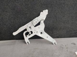 петля капота правая BMW X6 F16 2018, 4.0 л., дизель, АКПП, внедорожник 5 дв., полный привод, 7294530
