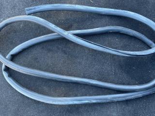 уплотнитель подкапотного пространства BMW 6 серия F06/F12/F13 F06 2014, 4.0 л., дизель, a300, седан, 7211926