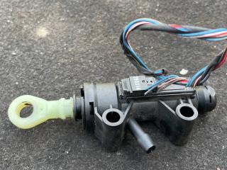 цилиндр сцепления главный BMW 5 серия F10/F11 [рестайлинг] F10 2014, 2.0 л., N47 D20 C, дизель, МКПП, седан, задний привод, 6789732, 9122702