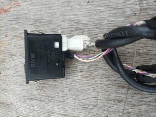 разъем AUX / USB BMW 5 серия F10/F11 [рестайлинг] F10 2014, 2.0 л., N47 D20 C, дизель, МКПП, седан, задний привод, 9237653