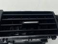 дефлектор обдува салона BMW 1 серия F20/F21 [2-й рестайлинг] F20 2019, 3.0 л., i, B58 B30 A, бензин, АКПП, купе, задний привод, правый руль, 9347436 - фото №2