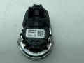 кнопка запуска двигателя BMW 1 серия F20/F21 [2-й рестайлинг] F20 2019, 3.0 л., i, B58 B30 A, бензин, АКПП, купе, задний привод, правый руль, 9250734 - фото №2