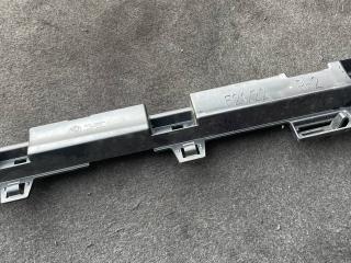 Кронштейн крепления порога BMW 1 серия F20/F21 [2-й рестайлинг] F20 2019, 3.0 л., i, B58 B30 A, бензин, АКПП, купе, задний привод, правый руль, 7268074