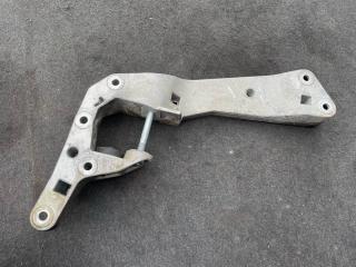 кронштейн КПП BMW 5 серия G30/G31 G31 2017, 3.0 л., B57 D30 A, дизель, АКПП, универсал, полный привод, 6861583