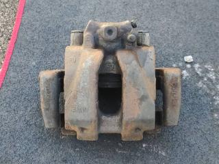 суппорт передний правый BMW X3 F25 2012, 2.0 л., бензин, внедорожник 5 дв.