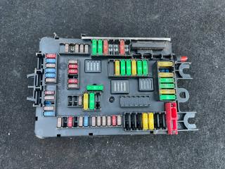 блок предохранителей BMW X5 F15 2016, 3.0 л., N57 D30 A, дизель, АКПП, a52, внедорожник 5 дв., полный привод, правый руль, 9360372