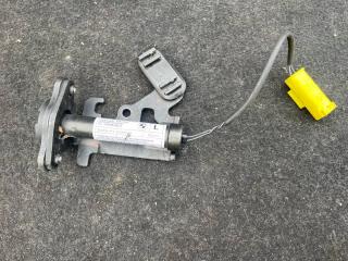 пиропатрон петли капота BMW X5 F15 2016, 3.0 л., N57 D30 A, дизель, АКПП, a52, внедорожник 5 дв., полный привод, правый руль, 7326019