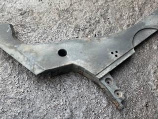 защита топливного бака BMW 7 серия F01/F02 [рестайлинг] F02 2014, 3.0 л., N57 D30 A, дизель, АКПП, серый, седан, задний привод, правый руль, 7302373