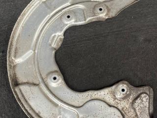 защитный кожух тормозного механизма BMW 5 серия G30/G31 G30 2019, 2.0 л., i, B48 B20 A, бензин, АКПП, a90, седан, задний привод, правый руль, 6861801