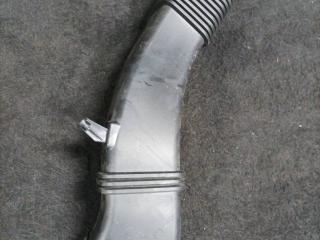 патрубок воздушного фильтра BMW 5 серия F07/F10/F11 2011, 3.0 л., N57 D30 A, дизель, АКПП, хетчбэк 5 дв., задний привод, правый руль, 7811597