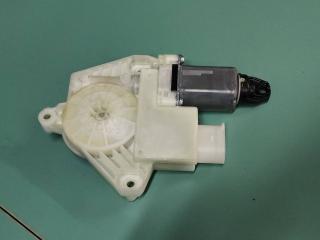 моторчик стеклоподъемника задний правый BMW 5 серия G30/G31 G30 2019, 2.0 л., i, B48 B20 A, бензин, АКПП, a90, седан, задний привод, правый руль, 7455084