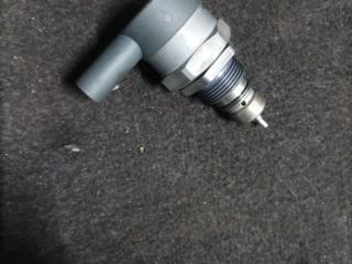 pегулятор давления топлива BMW 5 серия F07/F10/F11 F10 2012, 2.0 л., дизель, АКПП, седан, 0281002949, 39357365