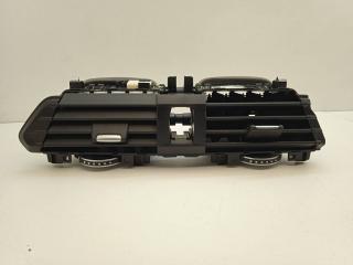 дефлектор обдува салона BMW X3 G01 2019, 2.0 л., B48 B20 B, бензин, АКПП, внедорожник 5 дв., полный привод, правый руль, 64229371467