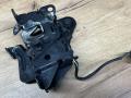 замок капота BMW 7 серия F01/F02 F01 2009, 3.0 л., N57 D30 A, дизель, АКПП, седан, задний привод, правый руль, 7206453 - фото №3