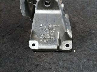 кронштейн двигателя BMW 5 серия G30/G31 2017, 2.0 л., B46 B20 B, бензин, АКПП, седан, 6859406, 6859416