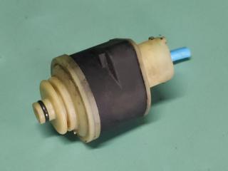 подогрев топливного фильтра BMW 6 серия F06/F12/F13 F06 2012, 4.0 л., D, дизель, АКПП, седан, задний привод, правый руль, 8517902