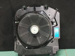 сабвуфер BMW 6 серия F06/F12/F13 F06 2012, 4.0 л., D, дизель, АКПП, седан, задний привод, правый руль, 65139169685