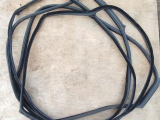 уплотнитель двери BMW 6 серия F06/F12/F13 F06 2012, 4.0 л., D, дизель, АКПП, седан, задний привод, правый руль