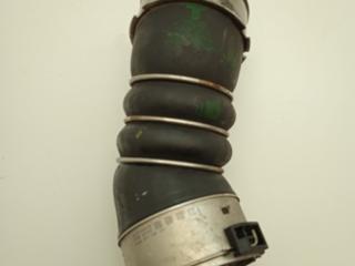 патрубок интеркулера BMW X5 F15 2016, 3.0 л., N57 D30 A, дизель, АКПП, a52, внедорожник 5 дв., полный привод, правый руль, 7823236