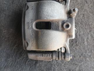 суппорт передний правый BMW X1 F48 2016, 1.8 л., B47 C20 A, дизель, 6МКПП, 668, внедорожник 5 дв., полный привод, правый руль
